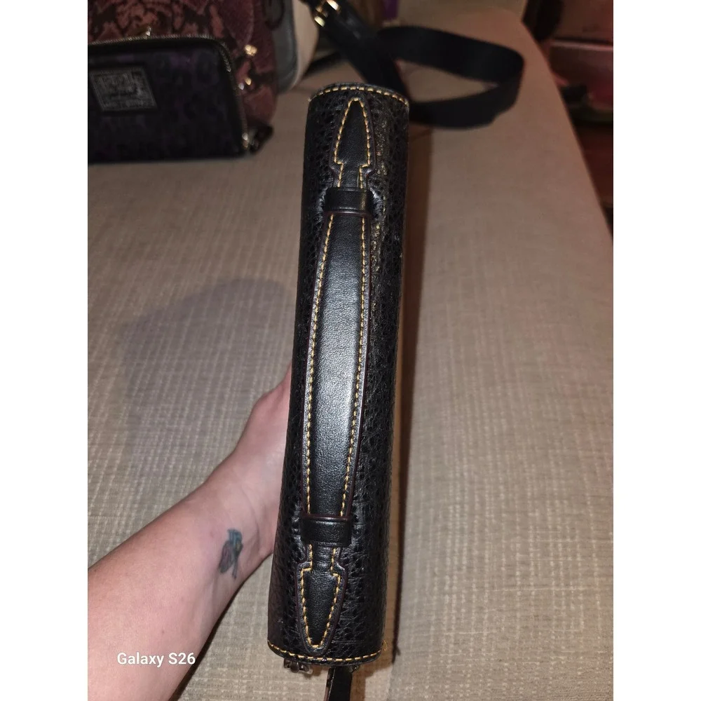 58. Coach F87104 Double Zip Travel Organizer Black Pebble Leather Wallet
